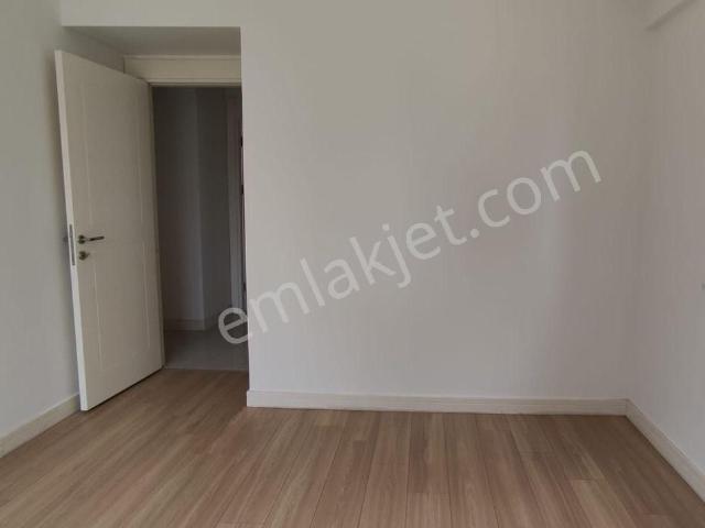 Remax Model Den Sinpaş Aqua City De 4+1 Kiralık Yalı Dairesi