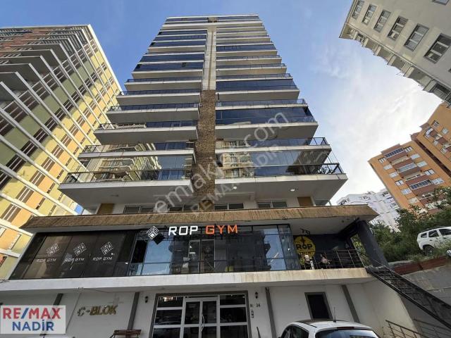 Re/max Nadirden Gedikkayada Site İçi Geniş Ferah 3+1 Daire
