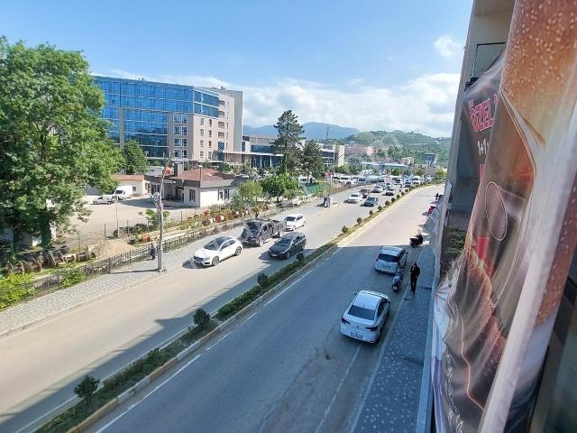 Remax Nadir'den Hastane Karşısı Aksu Plazada Satılık 1+1