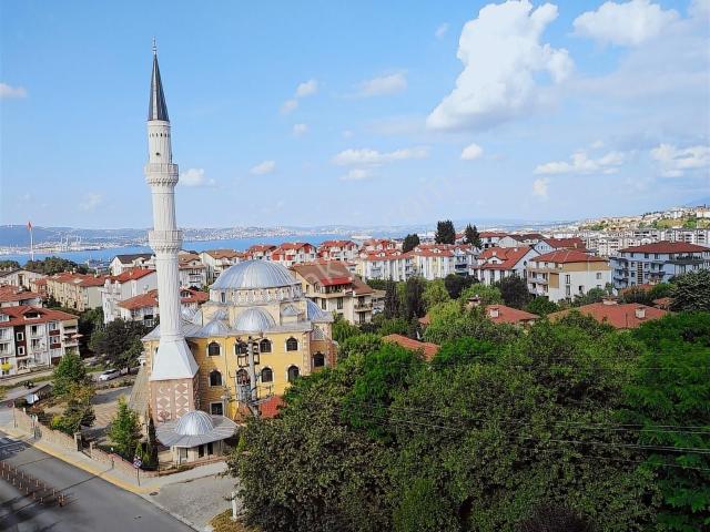 Remax Natural'den Değirmendere'de Satılık 5+1 Dubleks Daire