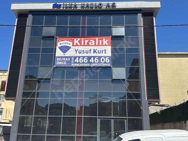 Remax Öncü*Yusuf Kurt*Ümraniye Şerifali'de 1490m Kiralık Plaza