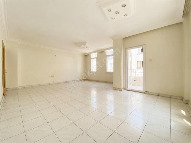 Remax Palm'den Gazi Mah.'de Geniş 3+1 Kiralık Daire
