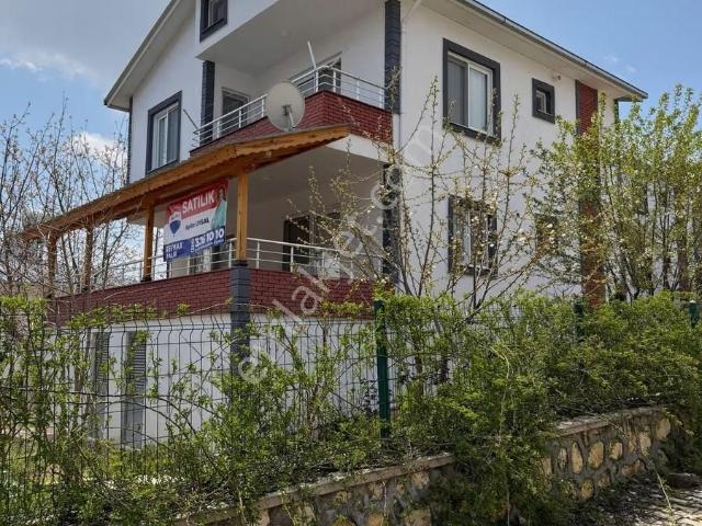 Remax Palm'den Gözne Yaylası'nda Satılık 4+1 Villa