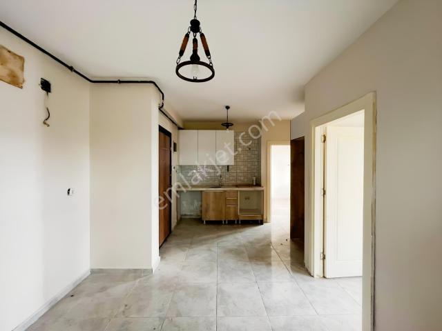 Remax Palm'den Hürriyet Mahallesi'nde 2+1 Kiralık Daire