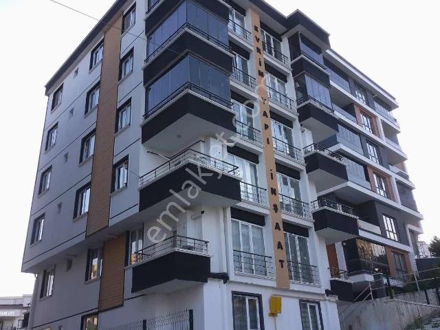 Re/max Parla'dan Atakum Körfez'de Eşyalı Kiralık 2+1