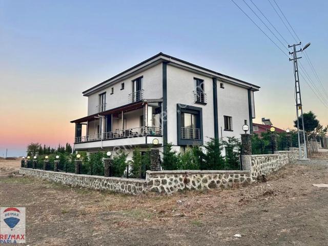 Remax Parla'dan Büyükoyumca'da Müstakil Yaşam