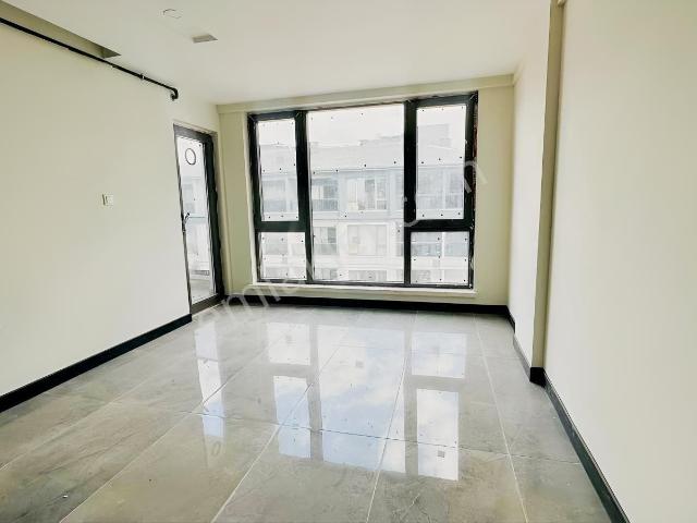 Re/max Parladan Site İçinde Doğa Ve Havuz Manzaralı 1+1 Daire