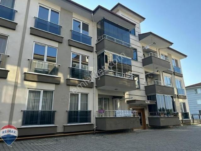Remax Rıdvan Gedik Söğütlü Sitesinde 85 M2 / 2+1 Satılık Daire