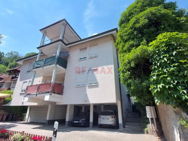 REMAX Schicke 3 Zimmerwohnung mit Terrasse!