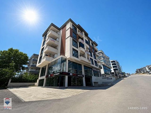 REMAX SERHATRTE BULVARINA CEPHEHOLLÜ1+1 DAİREOFİS