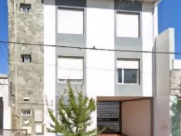 Piso en alquiler en Tandil - Cochera