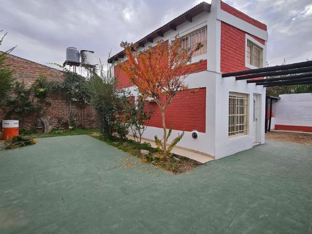 REMAX Signature
