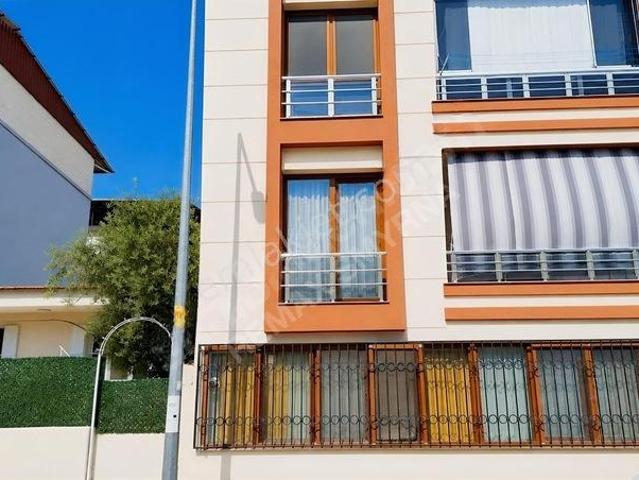 Remax Smyrna'dan Yaylacık Mah. 2+1 Satılık Daire