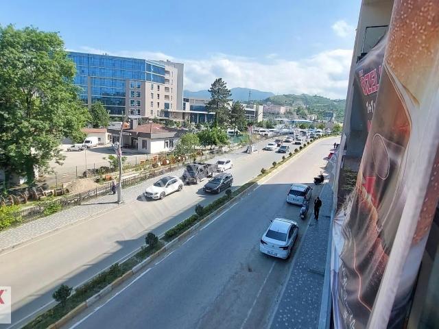 Remaxnadir'den Hastane Karşısı Aksu Plazada Satılık 1+1