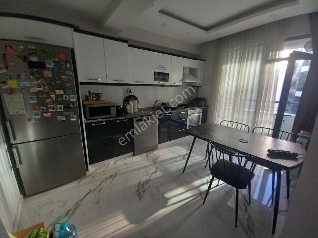 Remaxland Den Süleymanpaşa Merkezde Satılık 2+1 Daire