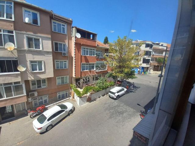 Remaxlandden Süleymanpaşa Çiftlikönü Mahallesi'nde Kiralık 2+1 Daire