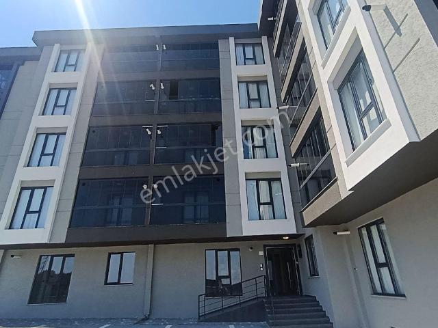 Remaxland'den Urallar Panoramada Eşyalı Kıralık 1+1 Daıre