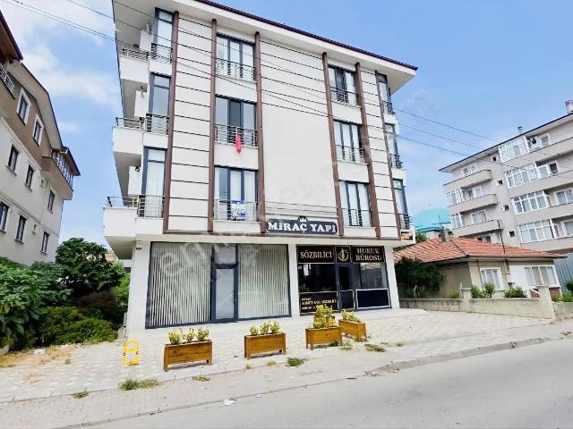 Remax'tan Yalova Çiftlikköy Sahil Mah. 3+1 Satılık Daire