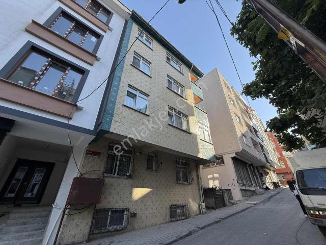 Remax'tan Göztepe'de Kiralık 2+1 Arakat Daire