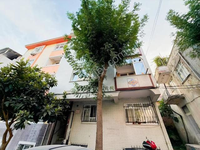 Remaxtan Güneşlide Krediye Uygun 2+1 Satılık Balkonlu Y. Giriş