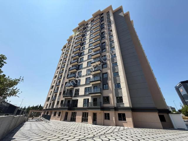 Remax'tan Mahmutbey'de Satılık 2+1 Sıfır Site Dairesi