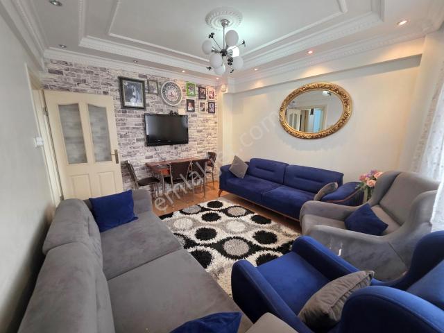 Remaxtan Satılık Ara Kat Otoparklı Geniş 2+1 Daire