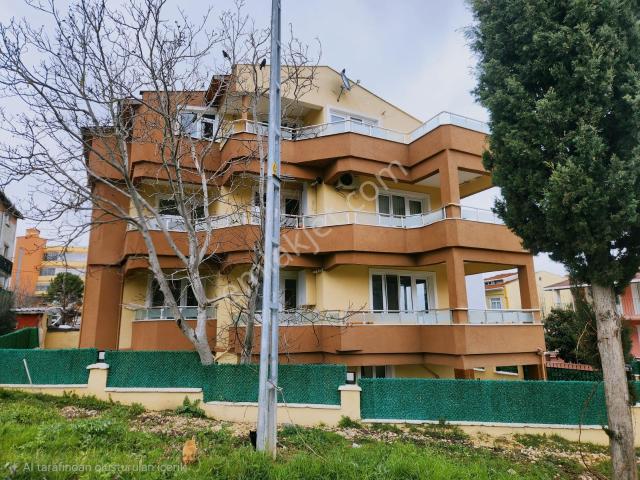 Remax'tan Silivri Cumhuriyette Kiralık 2+1 Arakat Daire