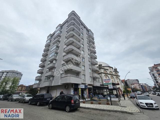 Re/max'ten Teyyaredüzü Hazır Kiracılı Yatırımlık Satılık Daire.!