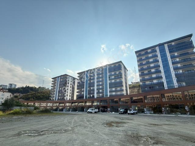 Re/max'ten Aksu'da Site İçi Sıfır 2+1 | 6.kat | Açık Otopark