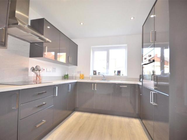 Reme Court, Killingworth Village, NE12 3 bed semi detached house to rent £1,400 pcm £323 pw
