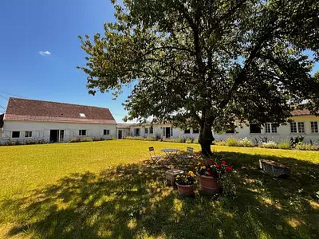 Remilly sur Tille 21560 Achat / Vente maison 7 pièces t7 au dernier étage cave