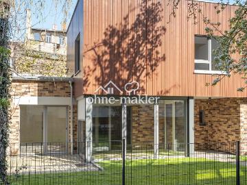 Remise mit Garten Erstbezug Neue moderne Remise