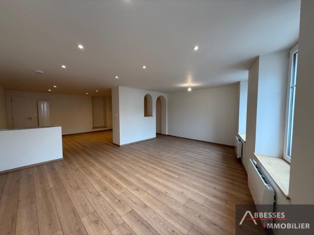 REMIREMONT Extra centre: Appartement rénové à neuf offran