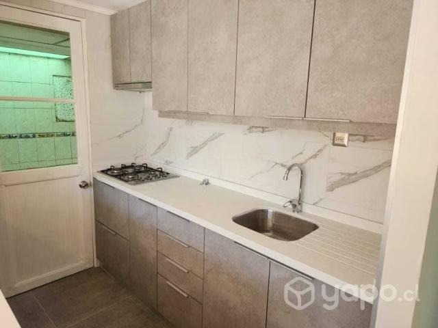REMODELADA casa en Barrio Sta Carolina, Macul | 3 dormitorios por 6770.00 en Macul