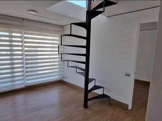 DÚPLEX 3D 2B 1E ARRIENDO METRO LAS TORRES