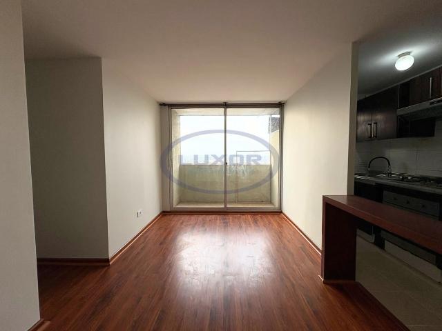 Remodelado, pintado y piso nuevo, oportunidad!