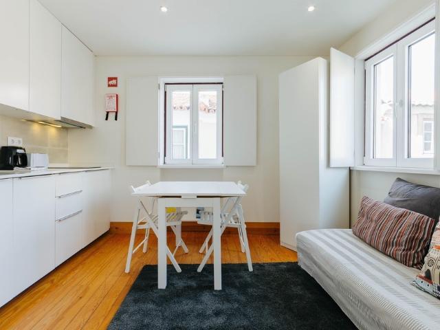 Rent4Rest Mouraria 1 Bedroom Duplex Apartment