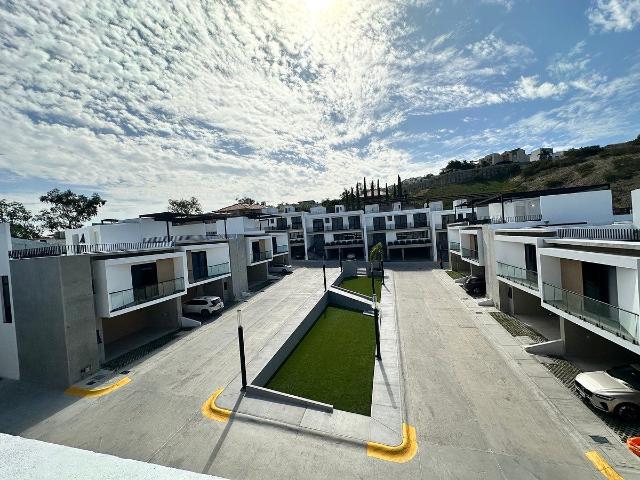 RENT | NEW HOUSE IN PUERTA CHAPULTEPEC