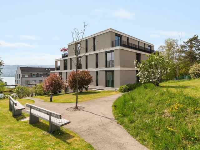 Rent a 3 ½ rooms terrace flat in Feldmeilen Flatfox