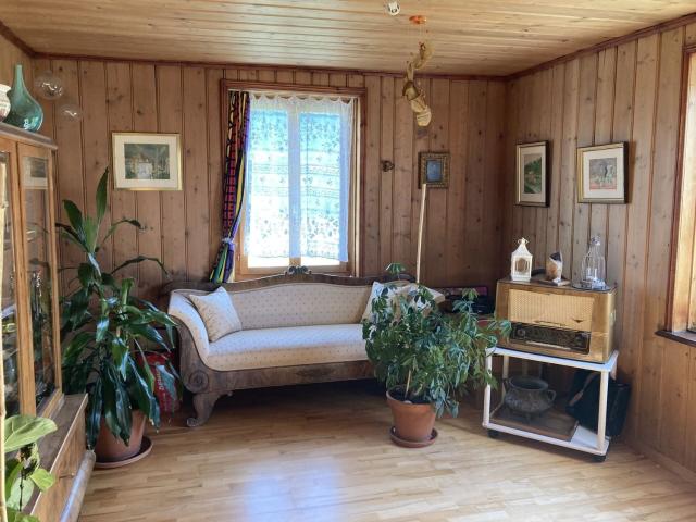 Rent a 3 ½ rooms apartment in Cazis Flatfox