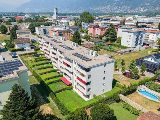 Rent a 3 rooms apartment in Cadenazzo Flatfox
