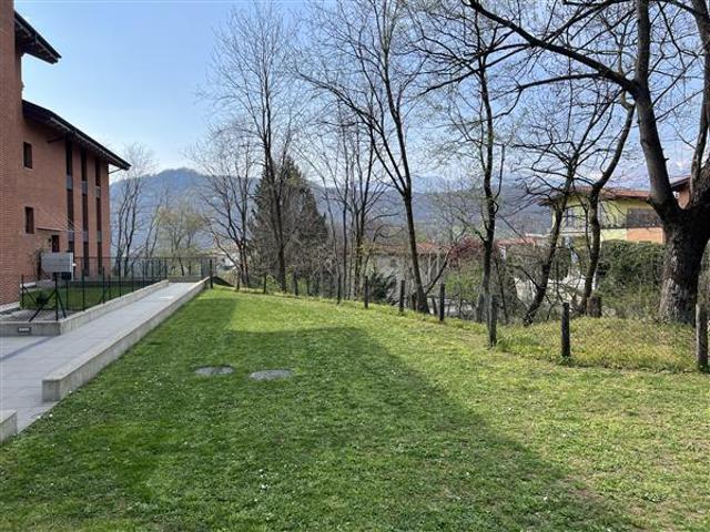 Rent a 3 ½ rooms apartment in Cadro Flatfox