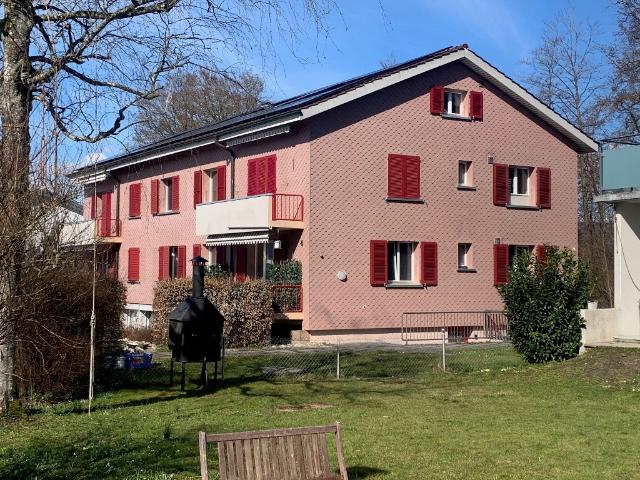 Rent a 3 ½ rooms apartment in Aarberg Flatfox