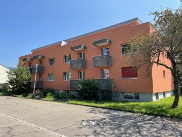 Rent a 3 rooms apartment in Aesch BL Flatfox