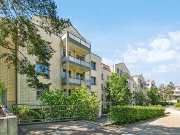 Rent a 3 ½ rooms apartment in Aesch Flatfox