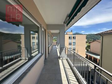 Rent a 3 ½ rooms apartment in Agno Flatfox