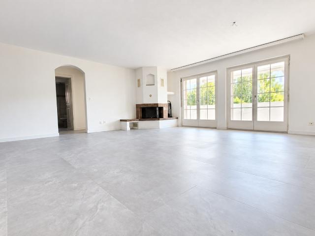 Rent a 3 ½ rooms apartment in Altnau Flatfox