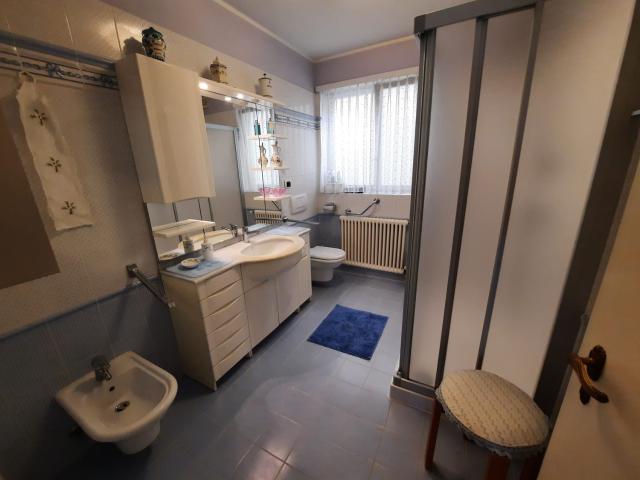 Rent a 3 ½ rooms apartment in Aldesago Flatfox