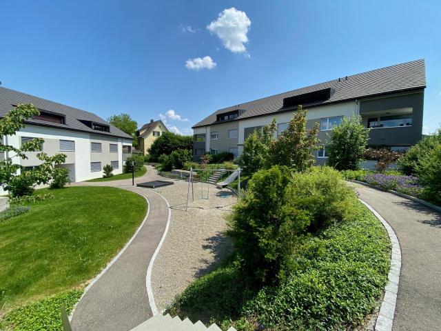 Rent a 3 ½ rooms apartment in Attikon Flatfox
