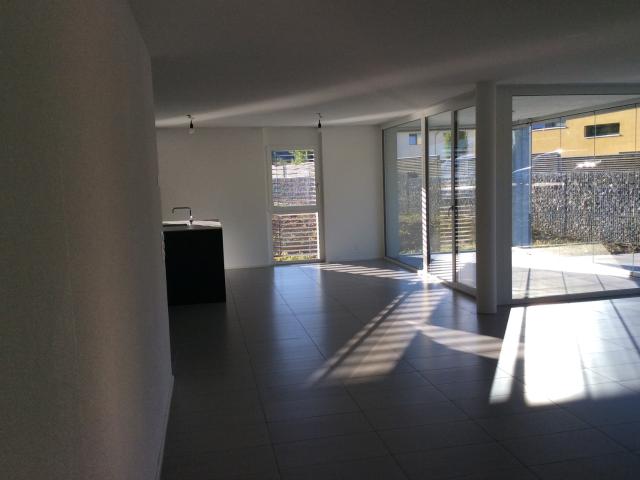 Rent a 3 ½ rooms apartment in Boll Flatfox